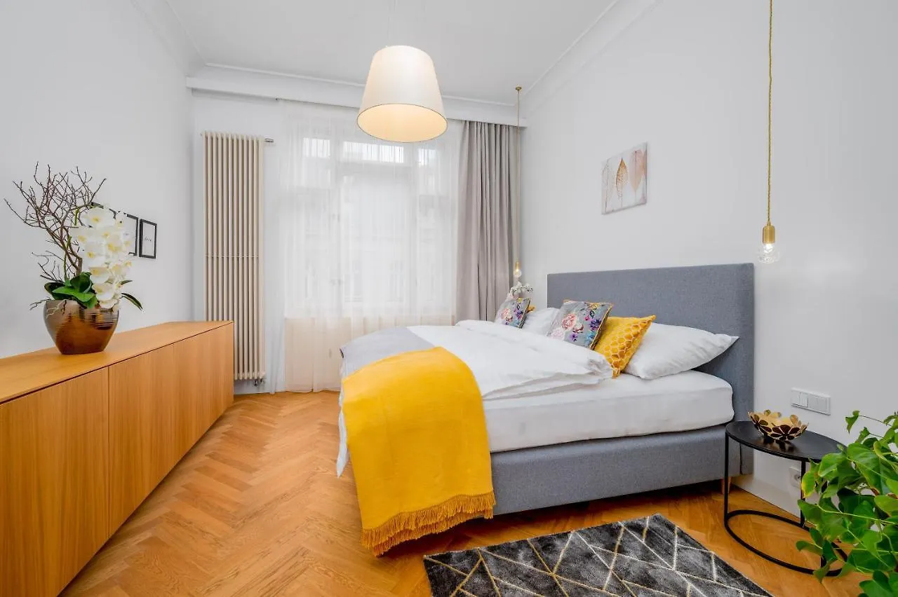 Prague Days - Old Town - Spacious Apartment 0*,